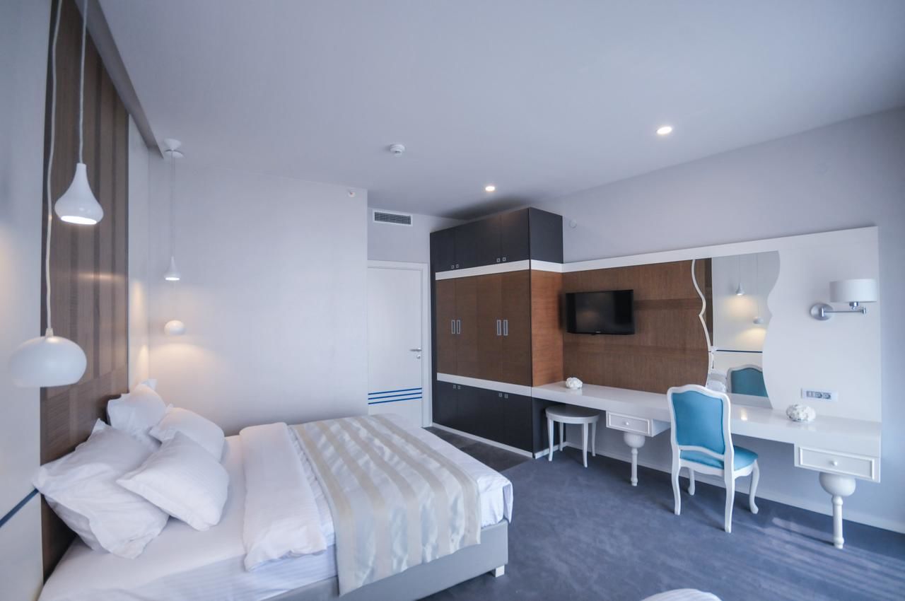Отель Hotel Bracera Будва
