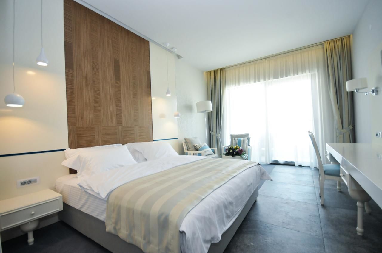 Отель Hotel Bracera Будва